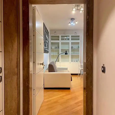 Lägenhet Casa Lovanio Luxury Rom